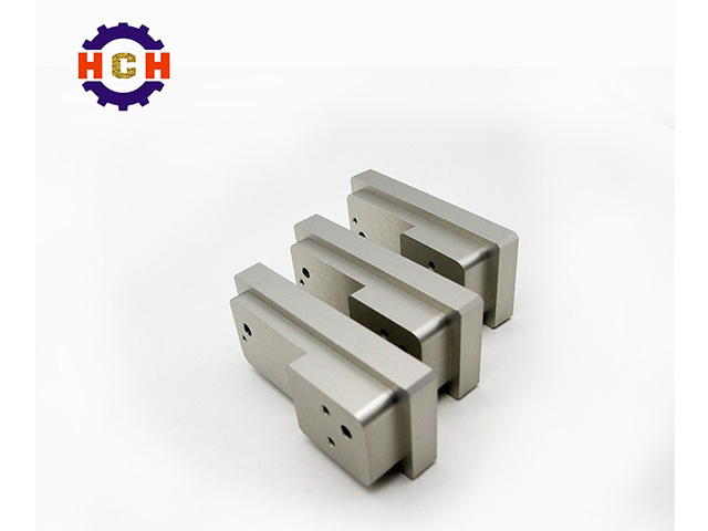要加強(qiáng)cnc精密機(jī)械加工工行業(yè)在強(qiáng)化什么自動(dòng)化技能呢_cnc精密機(jī)械加工_精密零部件