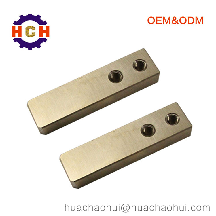 　立式數(shù)控加工設(shè)備和臥式cnc加工設(shè)備常見于我門的機(jī)械工業(yè)，這幾類車床基本上可以在所有加工區(qū)域中看到